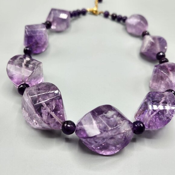 Purple Amethyst Chunky Bead Necklace Large Stones Strung Gold Tone Clasp - Picture 3 of 9